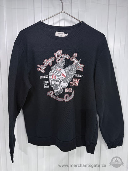 Men’s XL XXL Sweater Sweatshirt and Long-Sleeve Clothing Lot – 8 Pieces