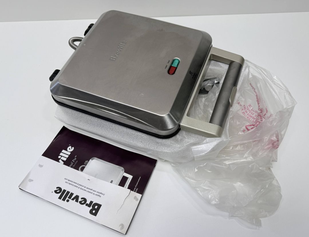 Breville Personal Pie Maker 4 Cup Non Stick Stainless Steel BPI640XL New Open Box