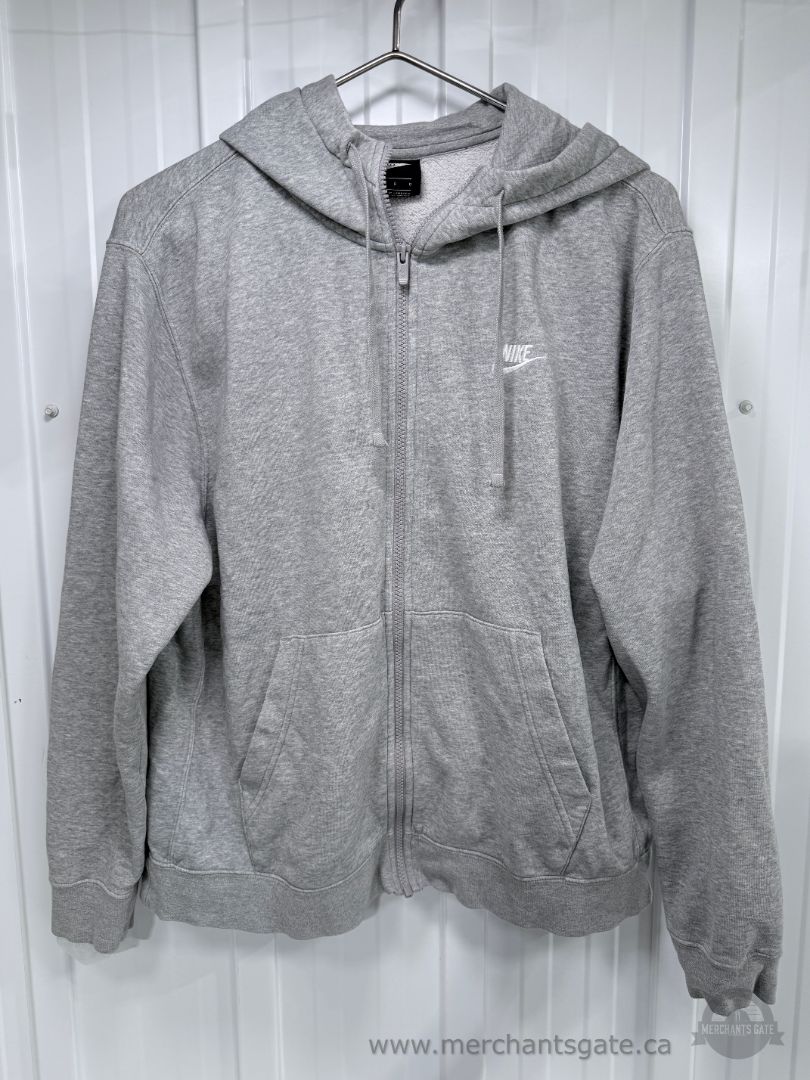 Men’s Size Large Hoodie Sweater Fleece and Athletic Top Lot – 8 Pieces