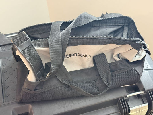 AmazonBasics 16" Tool Bag Heavy Duty with Zipper – Used