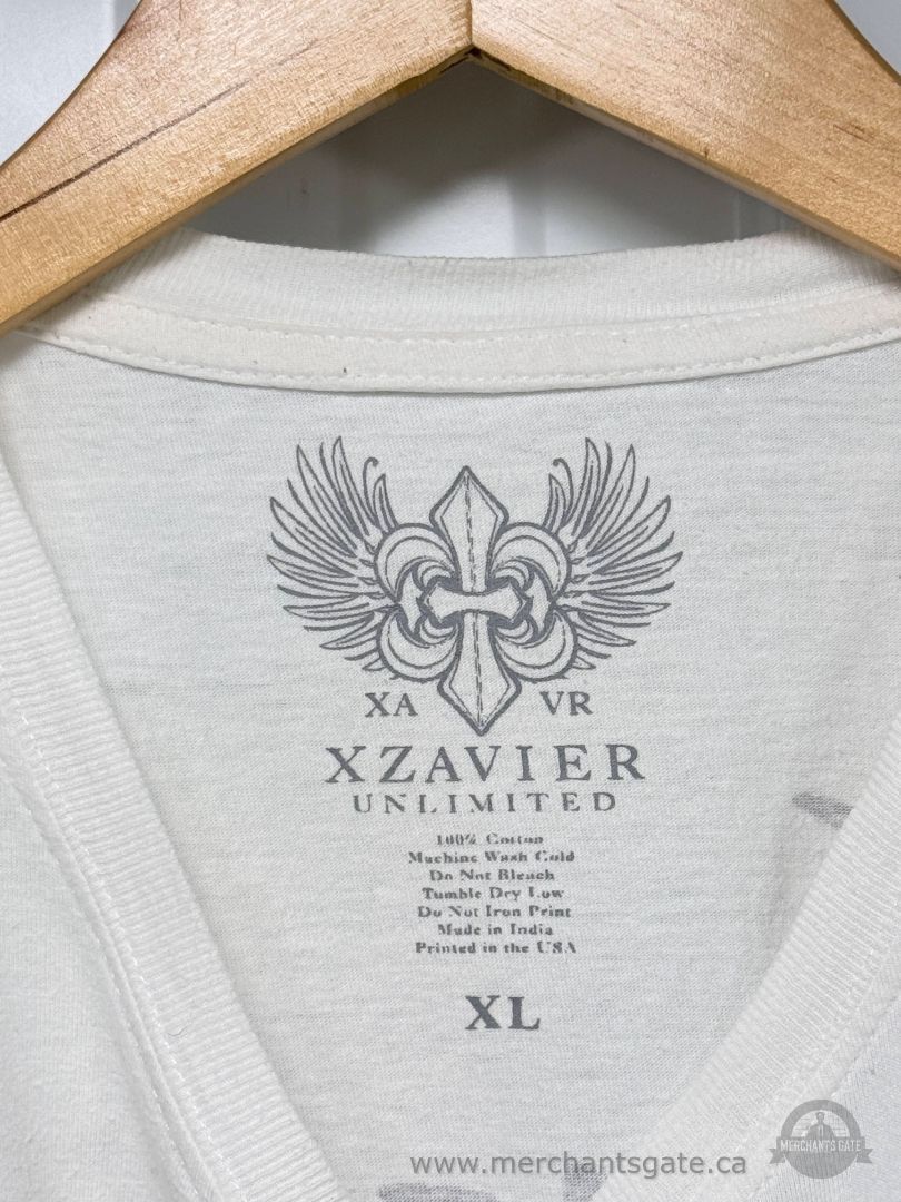 Lot of 2 Xzavier Unlimited Y2K Rhinestone Skull Graphic T-Shirts Sizes L and XL