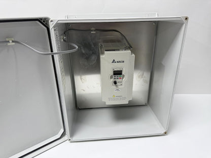 Delta VFD-M 3.7kW 575V 3-Phase Variable Frequency Drive in Weatherproof Vynckier Enclosure