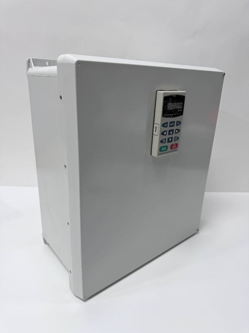 Delta VFD-M 3.7kW 575V 3-Phase Variable Frequency Drive in Weatherproof Vynckier Enclosure