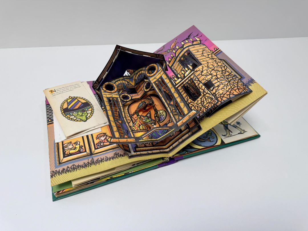 The Wonderful Wizard of Oz Commemorative Pop-Up Book Robert Sabuda
