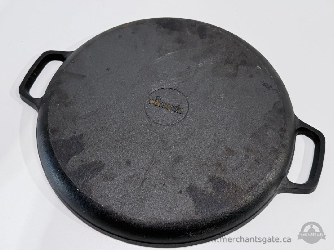 Cuisinel 13.5" Cast Iron Pizza Pan Round Griddle Skillet with Dual Handles