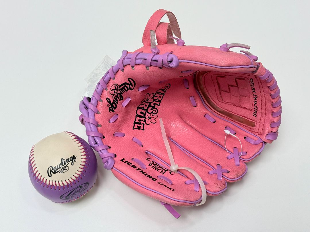 Rawlings Girls Rule Pink Purple Baseball Glove LS115G With Ball Lightning Series