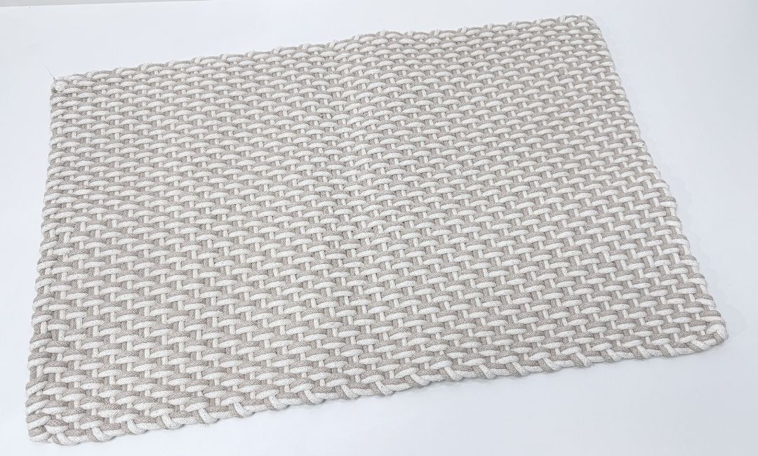 Urban Barn Woven Bath Mat 32" x 22"