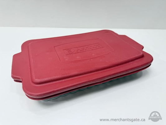 Anchor Hocking Glass Baking Dish 9x13 Inch with Red Lid 3 Qt Rectangle