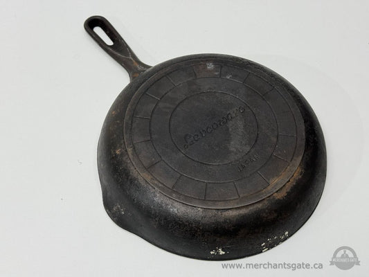 Le Creuset Cast Iron Skillet Frying Pan Made In Japan Vintage
