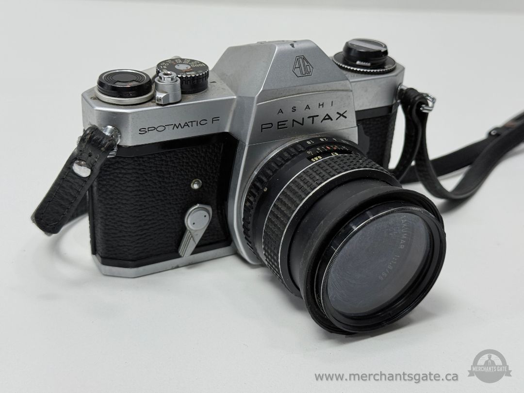 Asahi Pentax Spotmatic F 35mm Film Camera with SMC Takumar 55mm f1.8 Lens