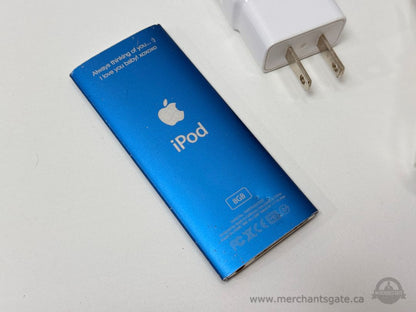 Apple iPod Nano 4th Gen 8GB Blue With Charger