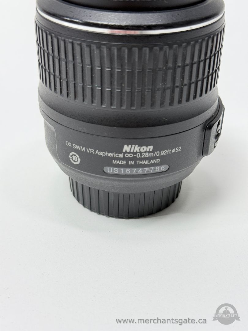 Nikon AF-S DX Nikkor 18-55mm f3.5-5.6G VR Lens Great Condition