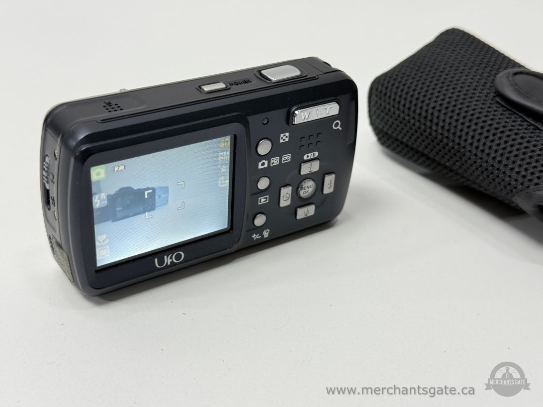 UFO DC6030 Digital Camera 8MP Max with Case
