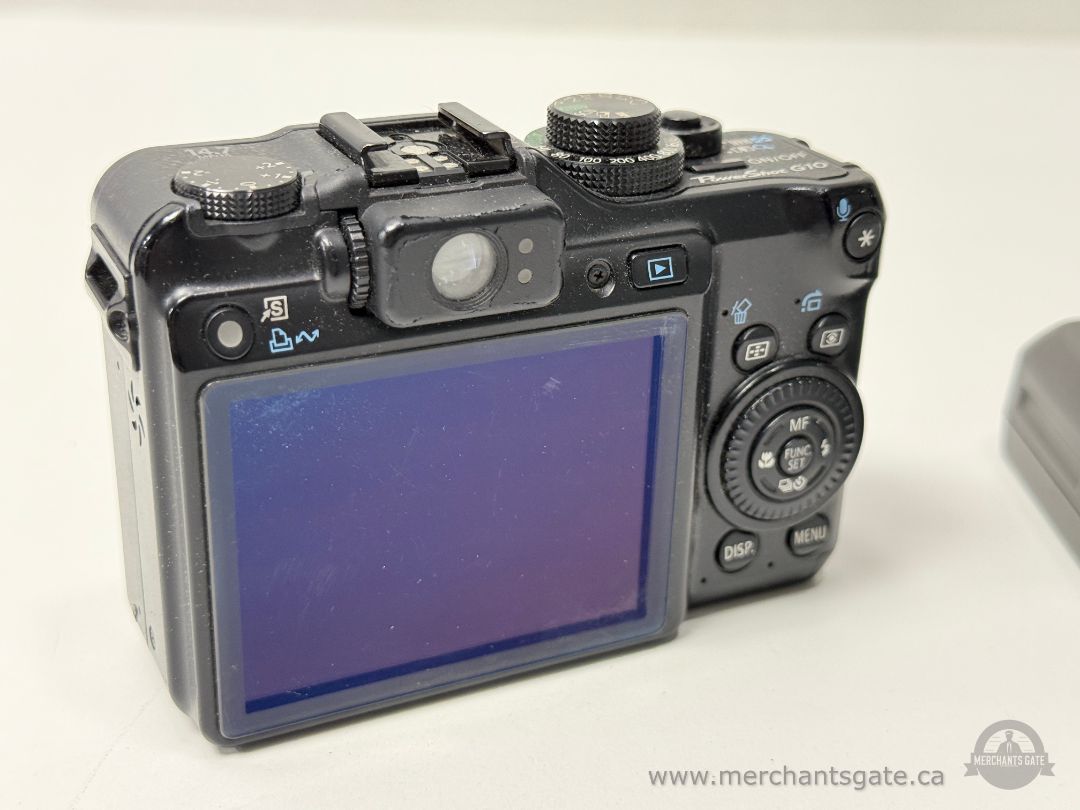 Canon PowerShot G10 Digital Camera Bundle 14.7MP RAW SD Card Charger