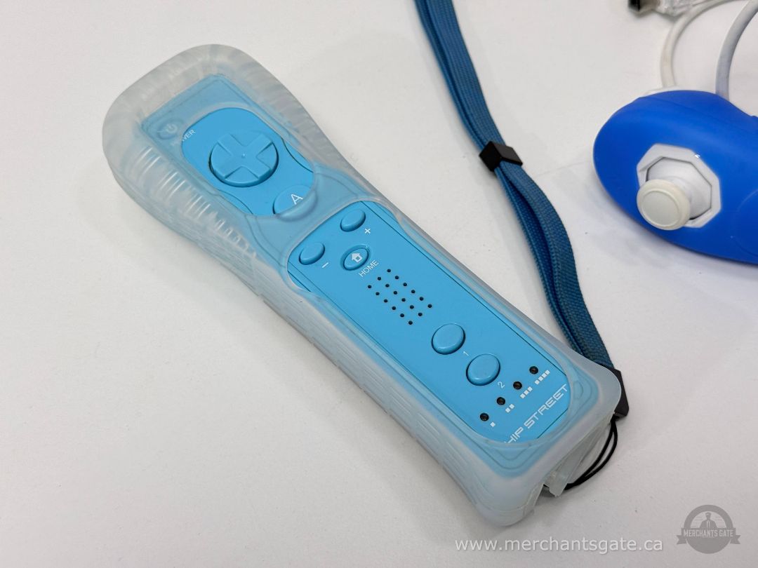 Nintendo Wii Aftermarket Controller With Nunchuck Blue