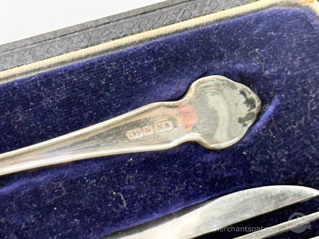 Vintage EPNS Silver Plate Fork Set with Case Dessert Cake Forks