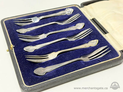 Vintage EPNS Silver Plate Fork Set with Case Dessert Cake Forks