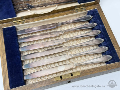 Vintage Fish Set in Wooden Case | Likely Silver Plate | Complete Service | Cutlery Box / Barrhaven