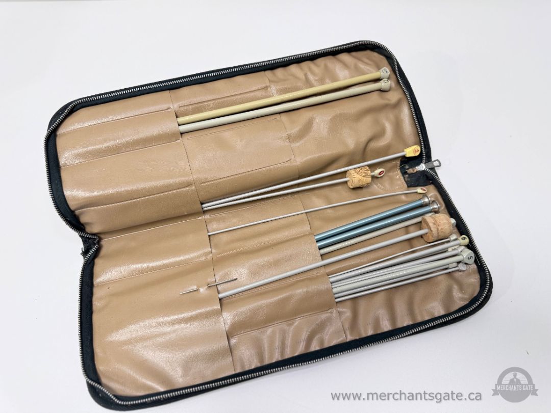 Vintage Knitting Needle Set with Zip Case – Long Straight Needles + Accessories / Barrhaven