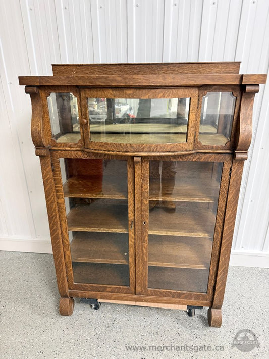 Antique Oak Curved Glass Display Cabinet with Felt Interior c.1900–1920