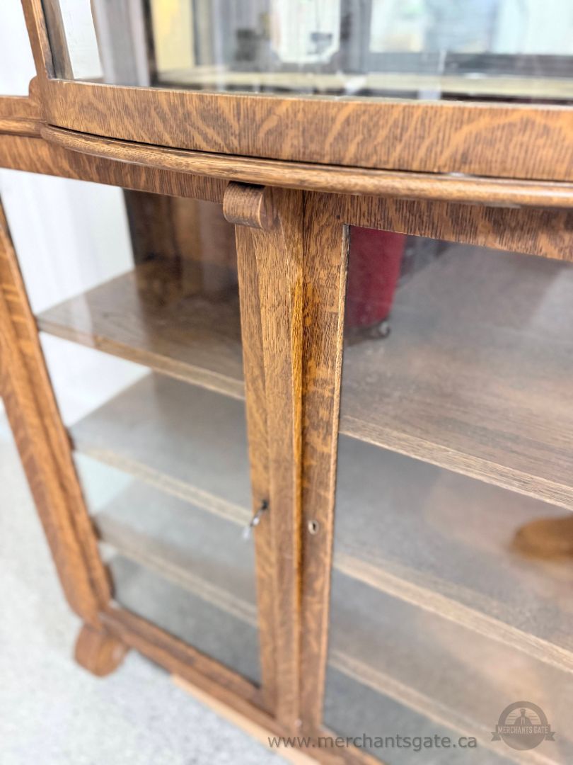 Antique Oak Curved Glass Display Cabinet with Felt Interior c.1900–1920