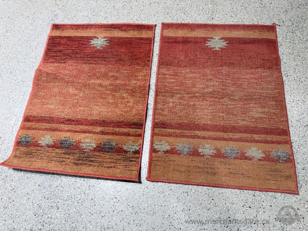 Pair of Area Rugs / Southwestern Style Pattern / 37.5 x 44 in Each