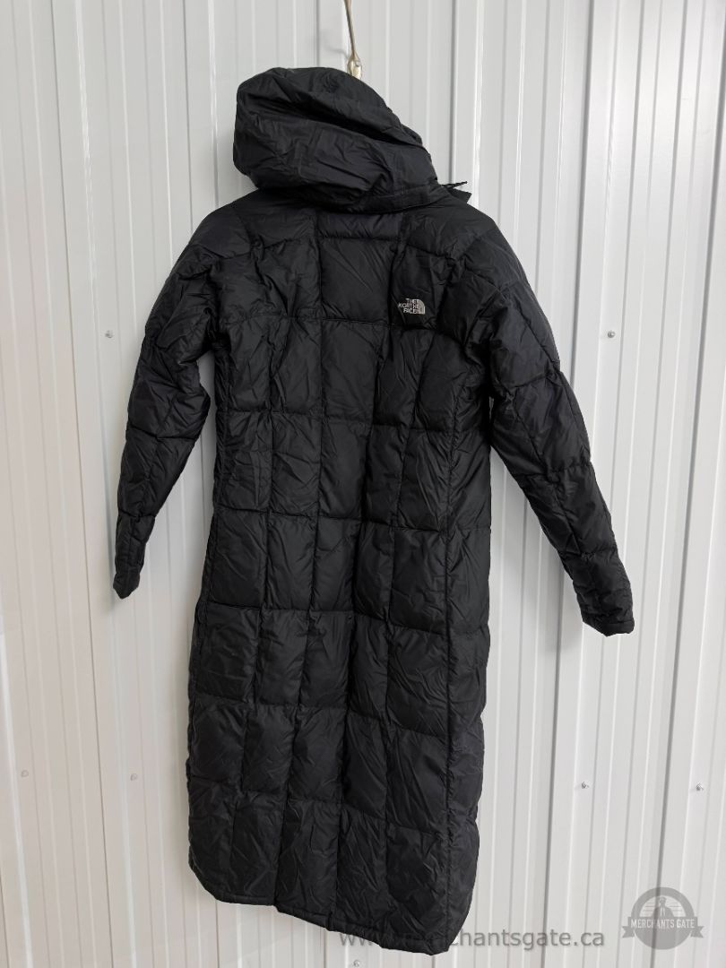 The North Face Women’s Size Medium Long Black 700-Fill Down Coat / Parka – Excellent Condition