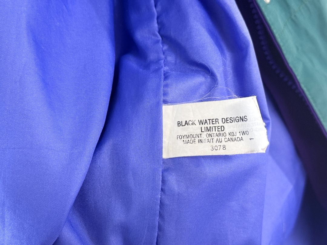 Sierra Designs Gore Tex Jacket Womens Size 16 Made in Canada Waterproof