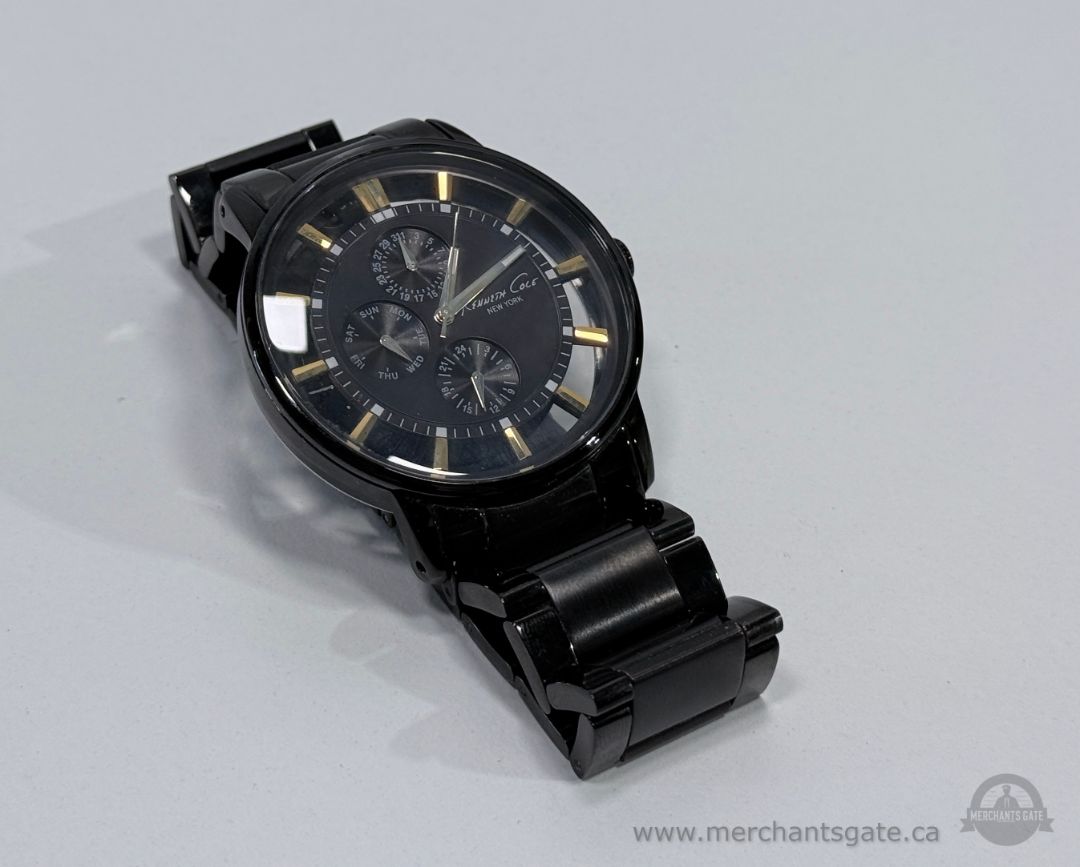 Kenneth Cole P93-12 Men’s Watch – New Battery, Works Great