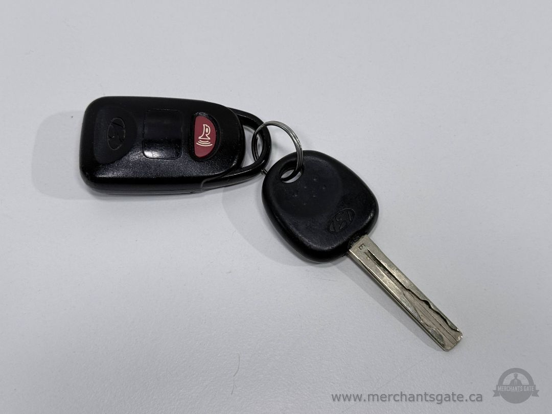 Hyundai OEM Key Fob Remote + Key Blade 3 Button Trunk Panic Used