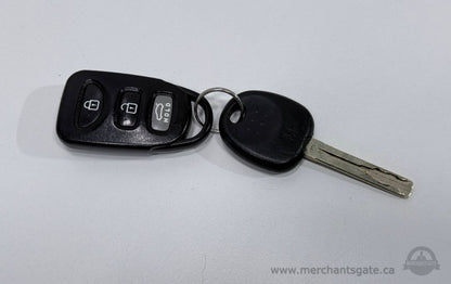 Hyundai OEM Key Fob Remote + Key Blade 3 Button Trunk Panic Used