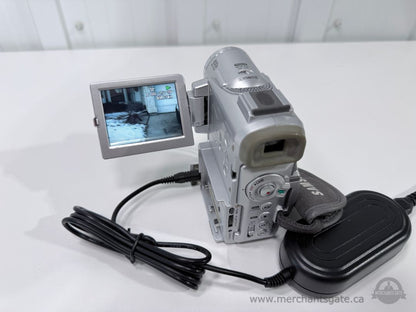 Samsung SCD230 Mini DV Digital Camcorder with Box and Accessories