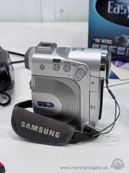 Samsung SCD230 Mini DV Digital Camcorder with Box and Accessories