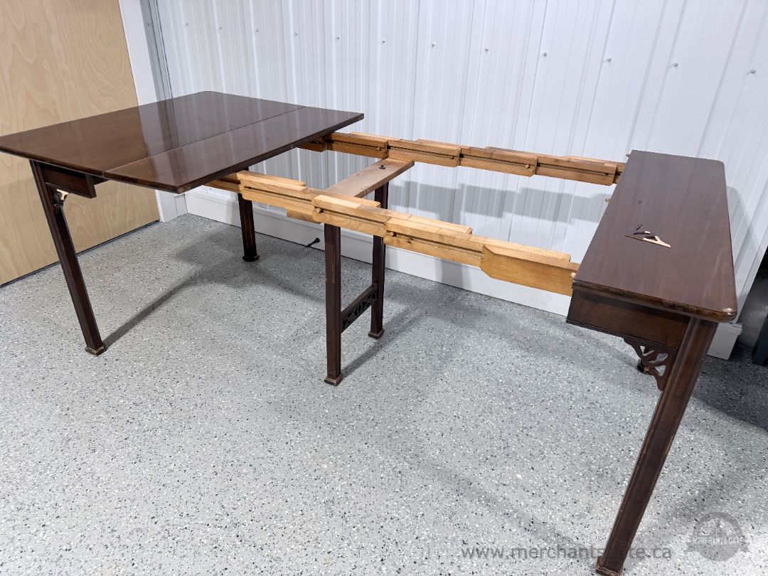 Vintage 1940s–1960s Wheeler Limited Mahogany Gate Leg Extension Table – 76" with Leaves