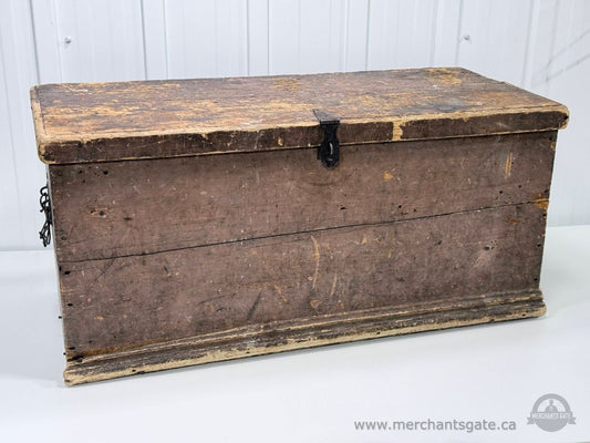 Antique 19th Century Primitive Wooden Storage Trunk / Tool Chest – 33"