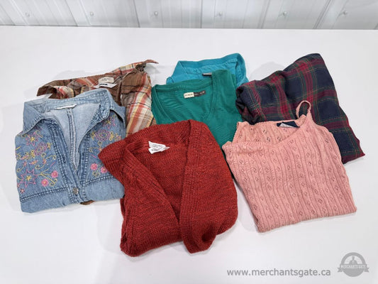 Vintage Women’s Clothing Lot Small Medium Tops Sweaters Denim Plaid