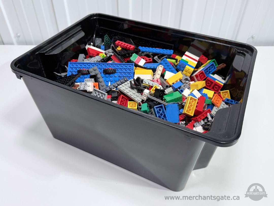 Bulk LEGO Lot 7.3 lbs Mixed Bricks Plates Panels Wheels Parts Pieces TOTE C