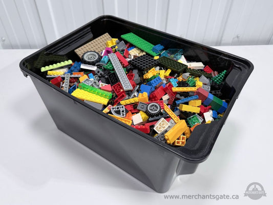 Bulk LEGO Lot 8.4 lbs Mixed Bricks Plates Panels Wheels Parts Pieces TOTE D
