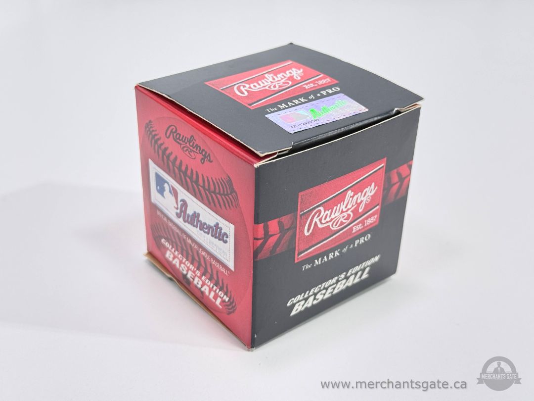 New Rawlings Official Major League Baseball ROMLB Collector Edition in Box