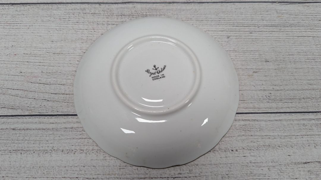 Royal Chelsea Golden Rose Gold Gilt Large Cabbage Rose 5 1/2" Plate