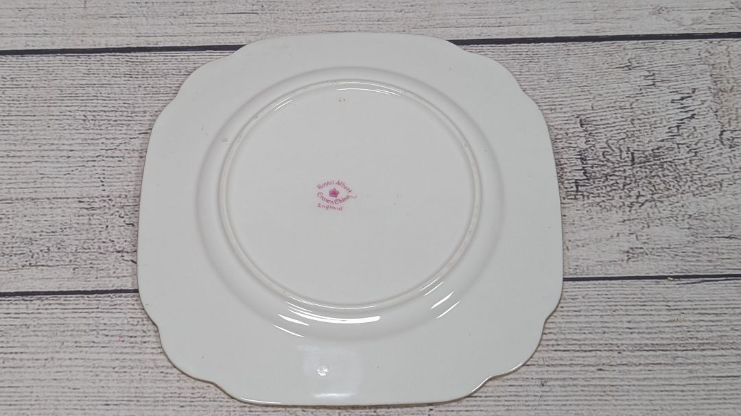 Royal Albert Rose Gold Gilt Cabbage Rose 7" Plate