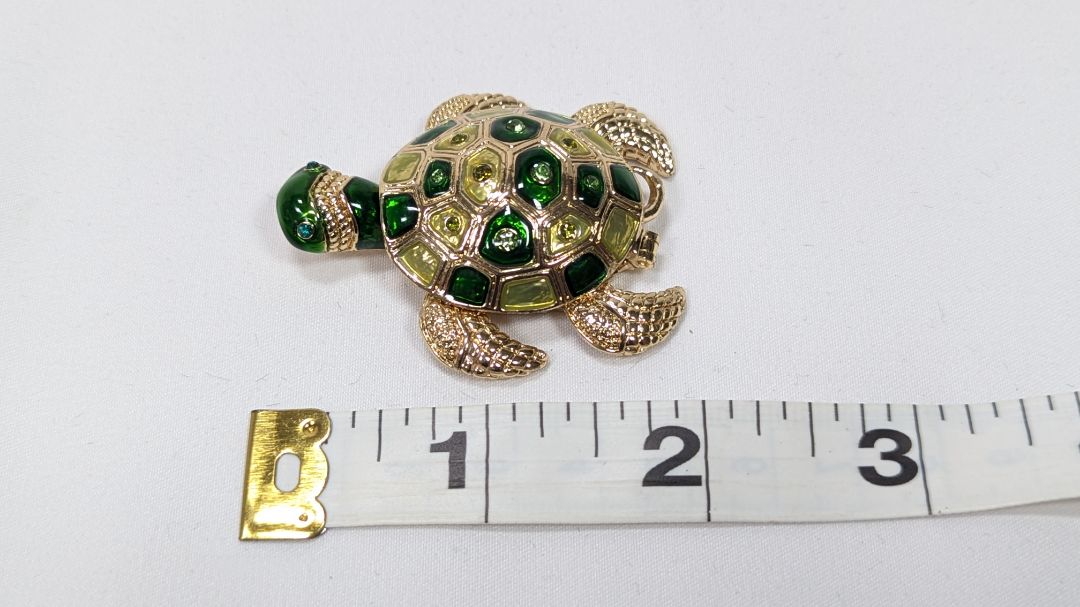 Hand Crystals Bejeweled Turtle Trinket Box / Hinged