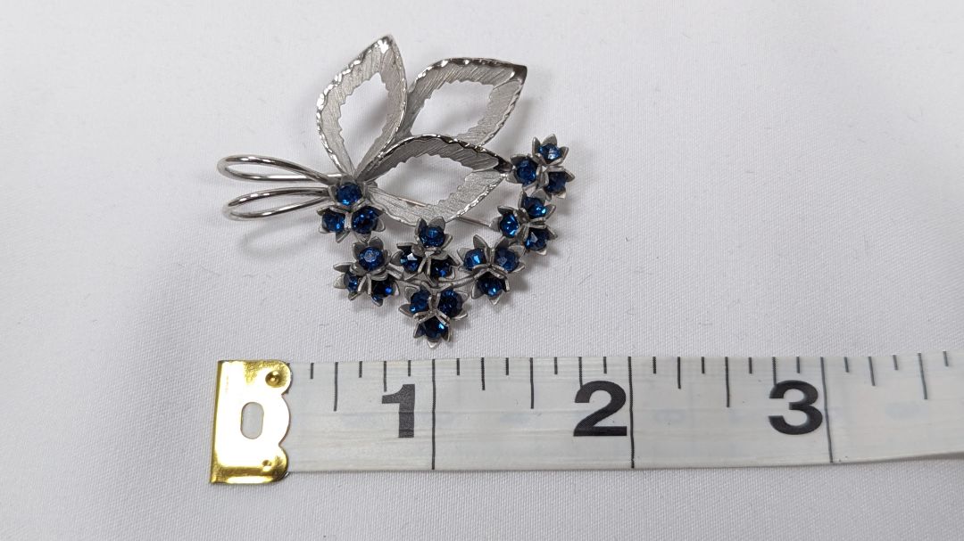 Vintage Sterling Silver Floral Brooch Flower Blue Crystal Bond Boyd