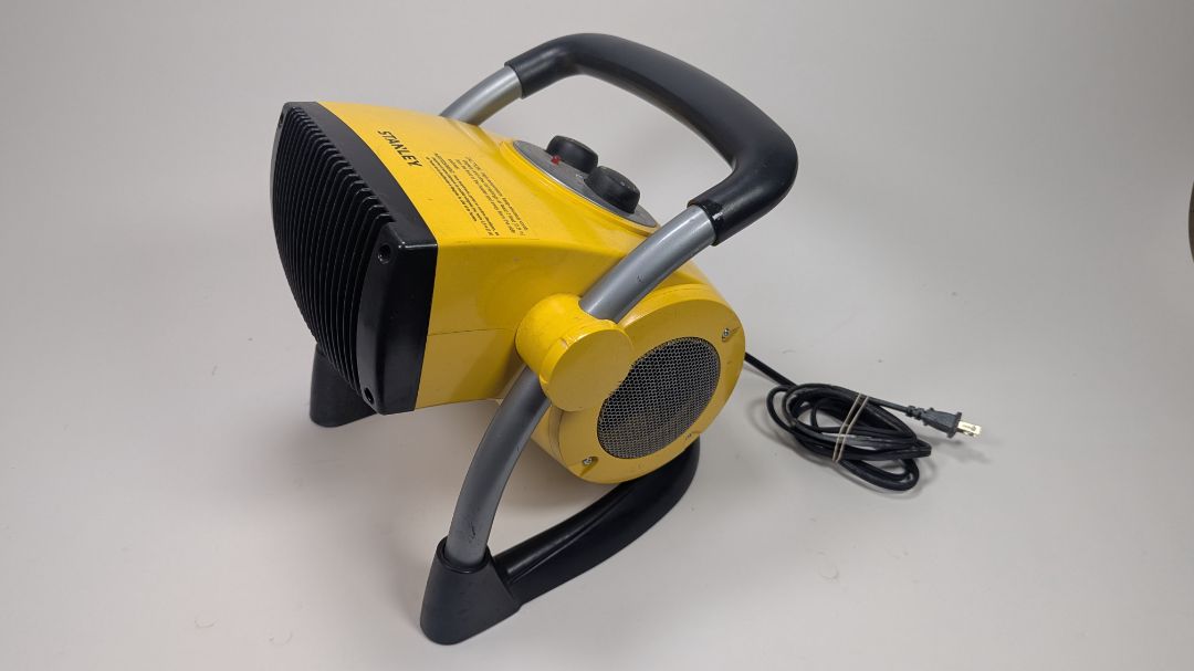 Stanley Pivoting Utility Heater - 900-1500 W - 12"