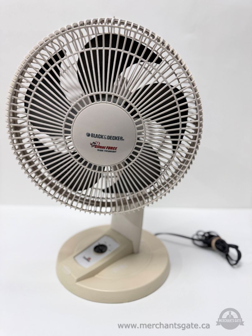Black and Decker Silent Force Table Fan with Adjustable Speed Control