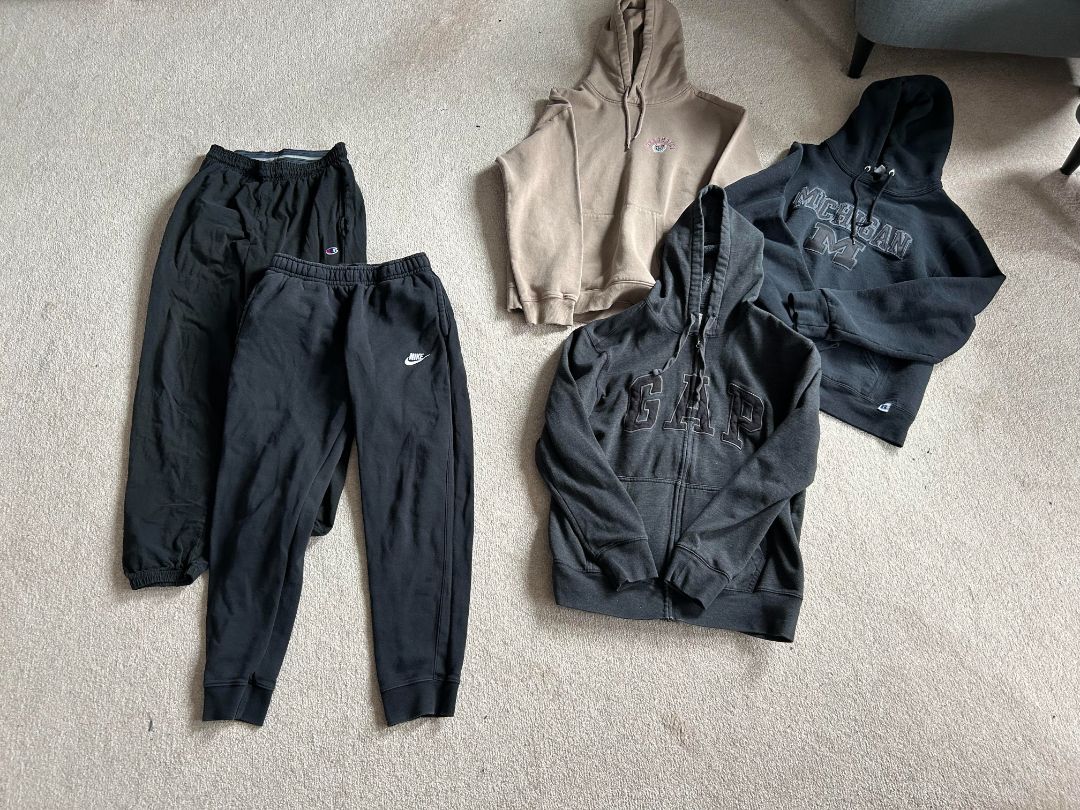 Mens Size Small Clothing Lot Champion Nike Gap 2 Pants 3 Hoodies Casual Teen Boy Good Condition
